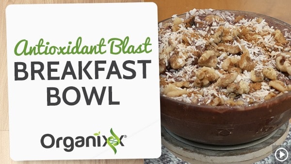 Antioxidant Blast Breakfast Bowl