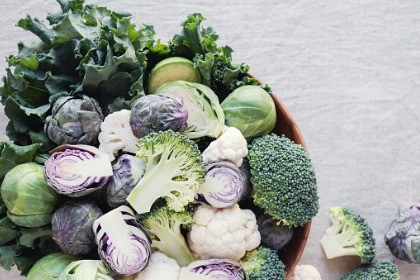 bowl-of-cruciferous-vegetables-cauliflower-broccoli-brussels-sprouts-kale