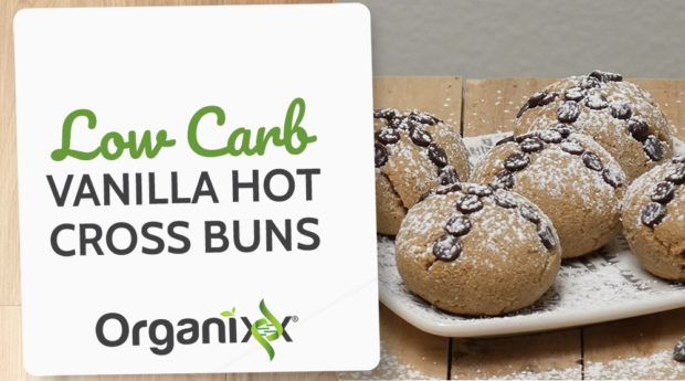 low-carb-vanilla-hot-cross-bun
